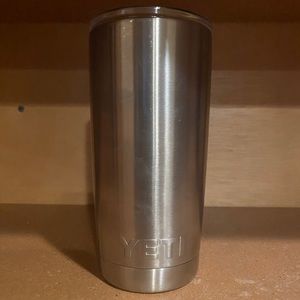 Yeti travel mug